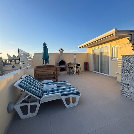 B&S Accommodation Penthouse 602 Hal Ghaxiak Exterior foto